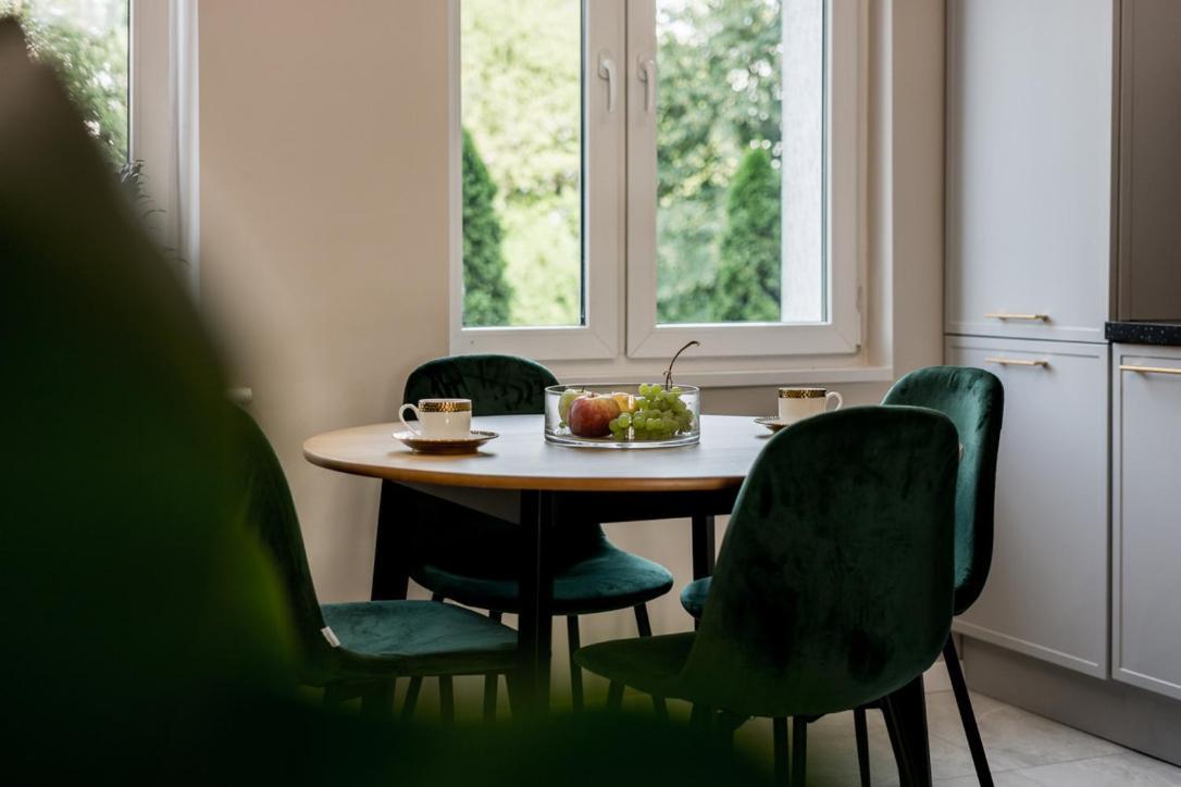 Apartament Cali/Poznan, Urocze Winogrady ภายนอก รูปภาพ