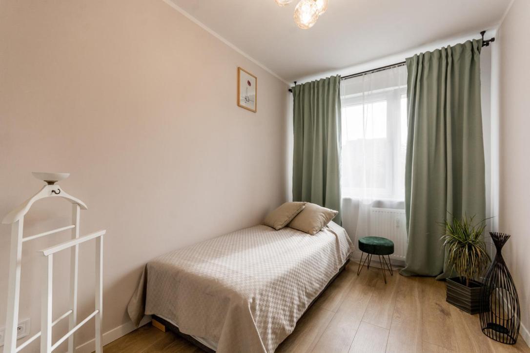Apartament Cali/Poznan, Urocze Winogrady ภายนอก รูปภาพ